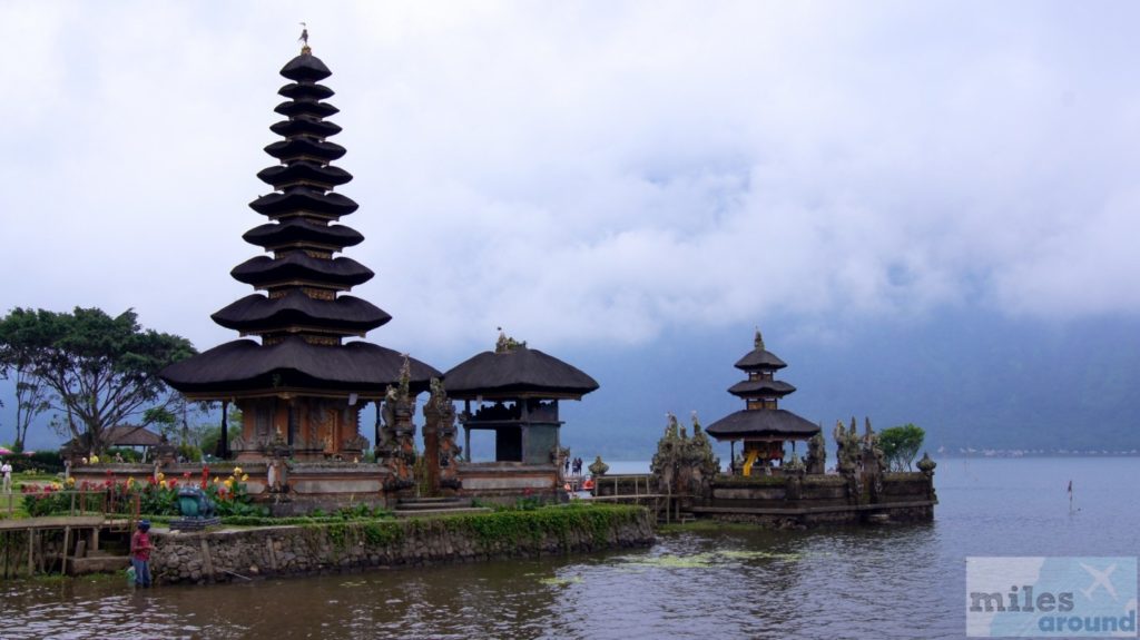 Pura Luhur Ulun Danu Brata