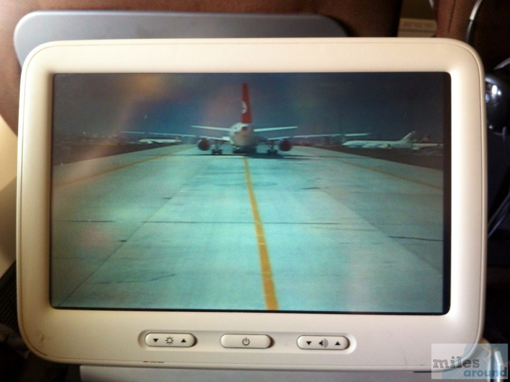Turkish Airlines Comfort Class in der Boeing 777-300ER nach Los Angeles 17 Stau auf dem Weg zur Startbahn