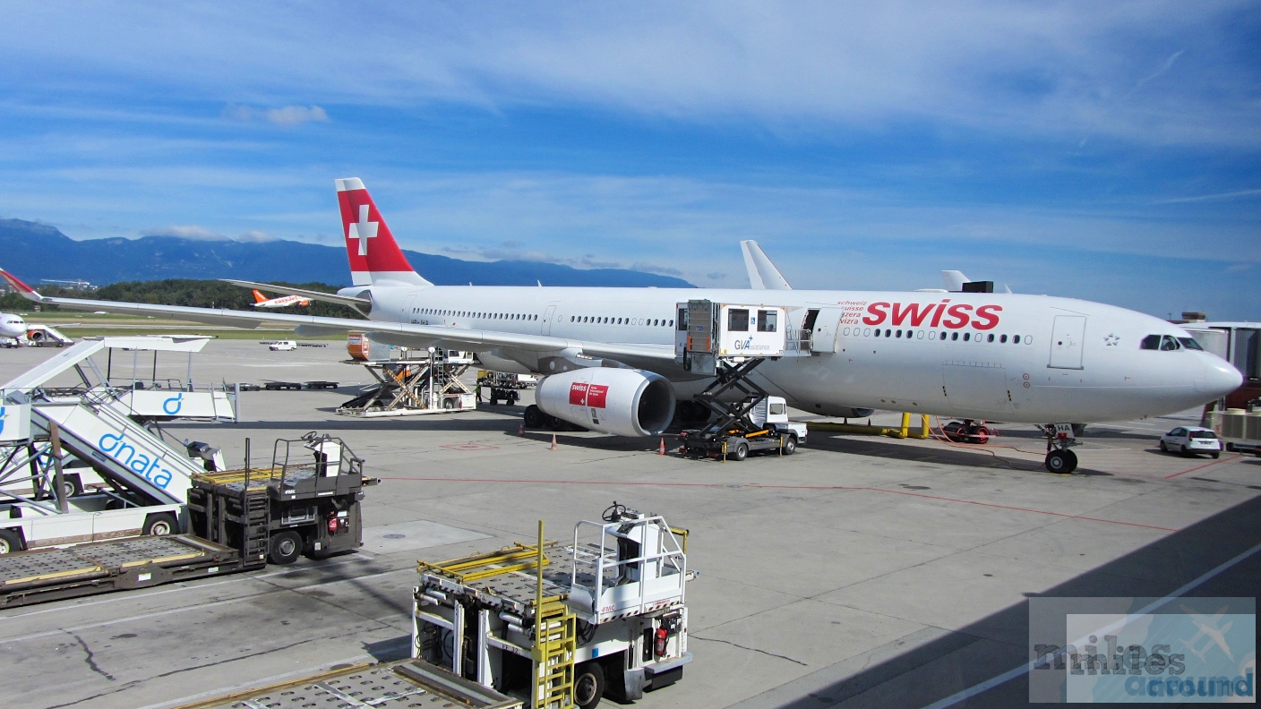 SWISS A330-300 (Registrierung HB-IHA) am Gate Genf