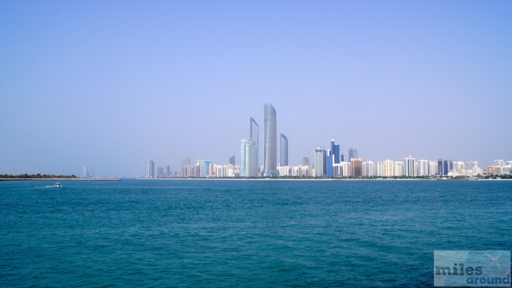 Blick auf die Corniche von Abu Dhabi