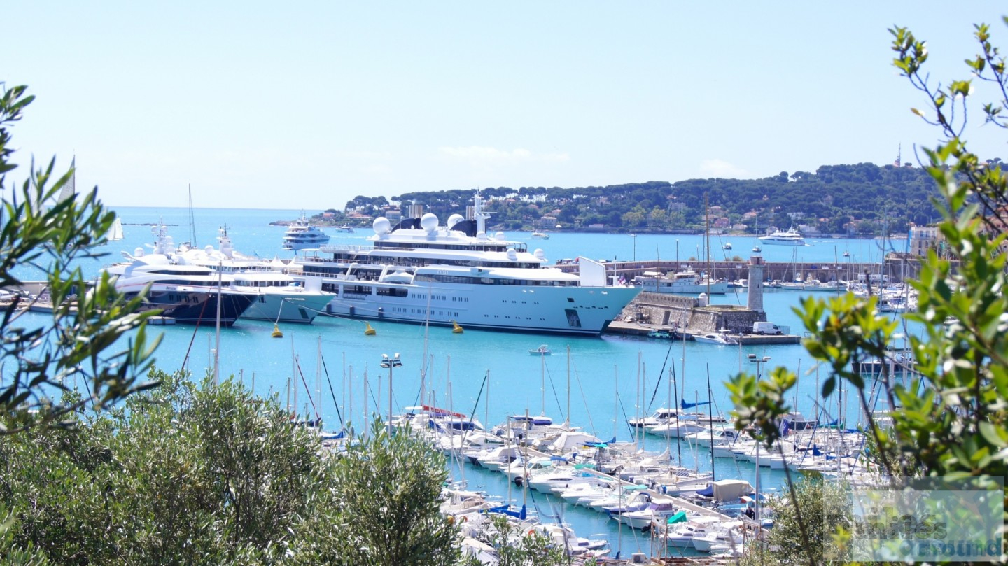 Hafen von Antibes