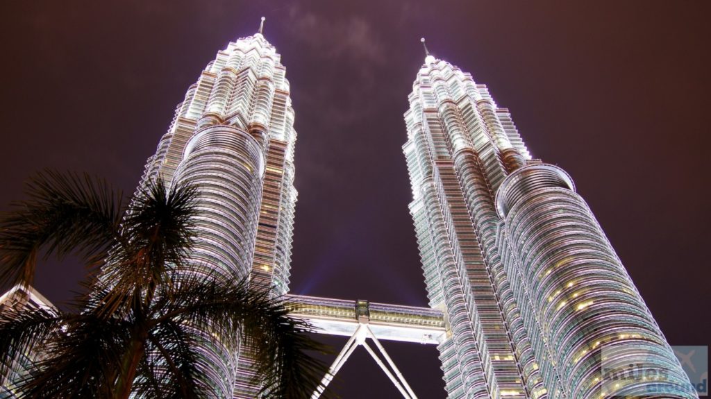 Petronas Twin Towers (HDR)