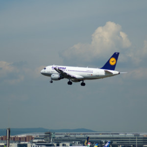 Lufthansa Airbus A319 - MSN 723 - D-AILR