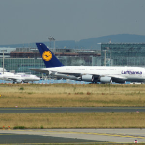 Lufthansa Airbus A380 - MSN 70 - D-AIMH