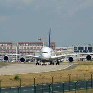 Lufthansa Airbus A380 - MSN 70 - D-AIMH