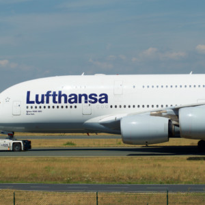 Lufthansa Airbus A380 - MSN 70 - D-AIMH