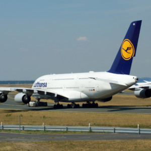 Lufthansa Airbus A380 - MSN 70 - D-AIMH