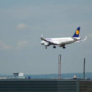 Lufthansa Airbus A320 - MSN 6225 - D-AIUH