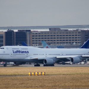 Lufthansa Boeing 747-400 - MSN 28285 - D-ABVR