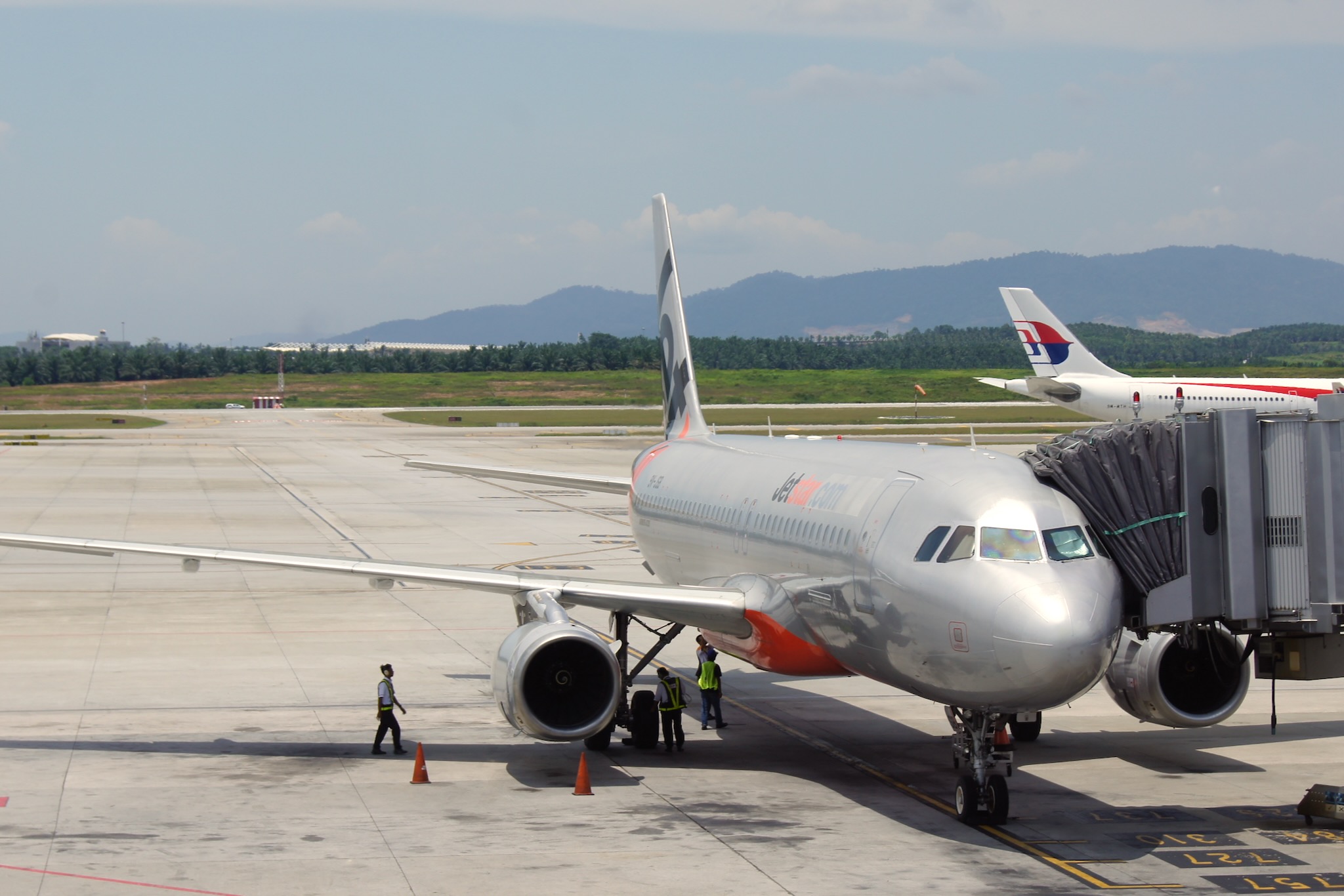 Jetstar Asia Economy Class Airbus A320-200
