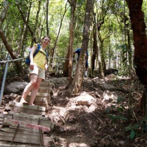 provisorischer Wanderweg zur Sky Bridge