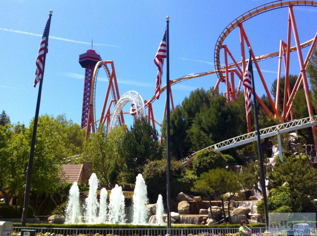 Six Flags Magic Mountain - Park Eingang