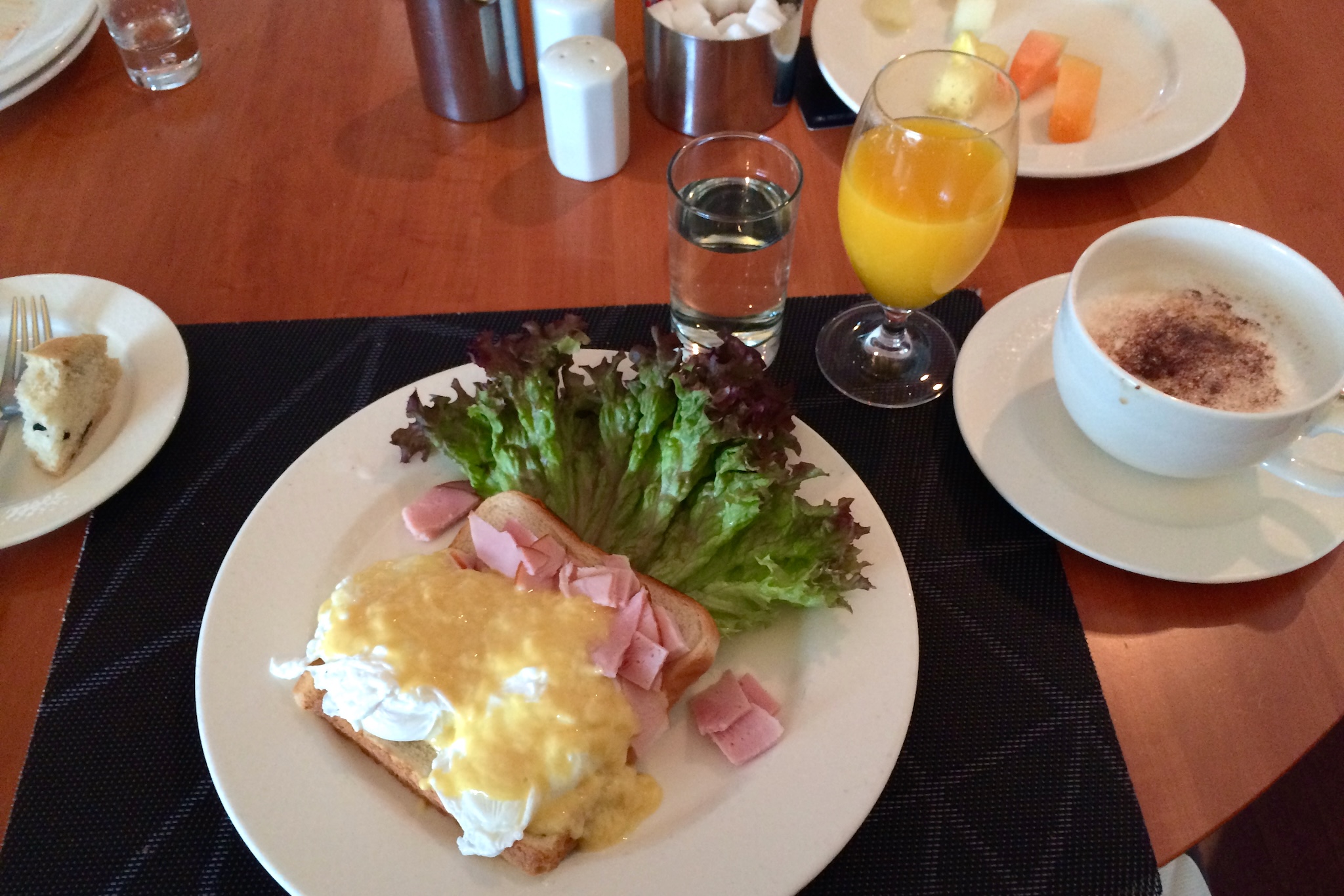 Eier Benedikt zum Frühstück