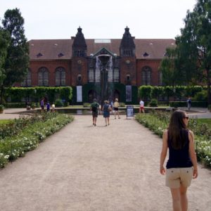 kleiner Park hinter der königlichen Bibliothek