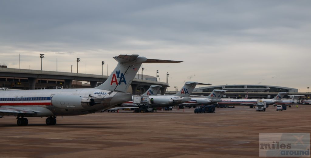 American Airlines MD-82