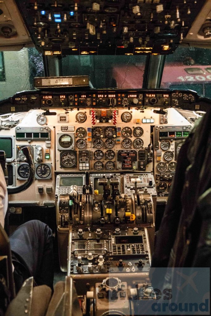 American Airlines MD-82 Cockpit