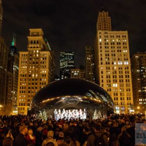 Weihnachtssingen am Cloud Gate