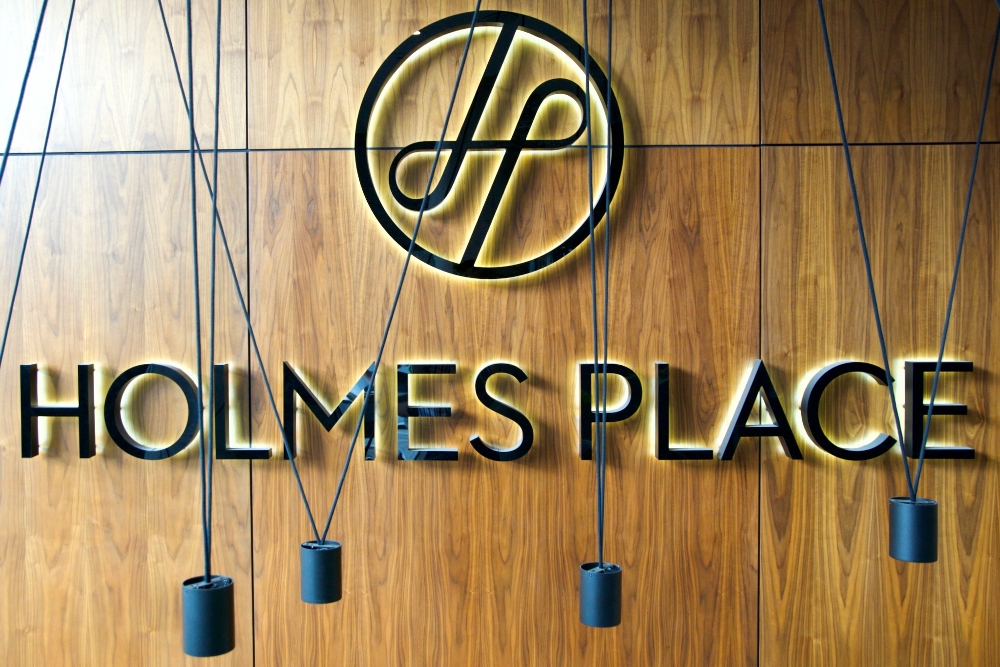 Holmes Place