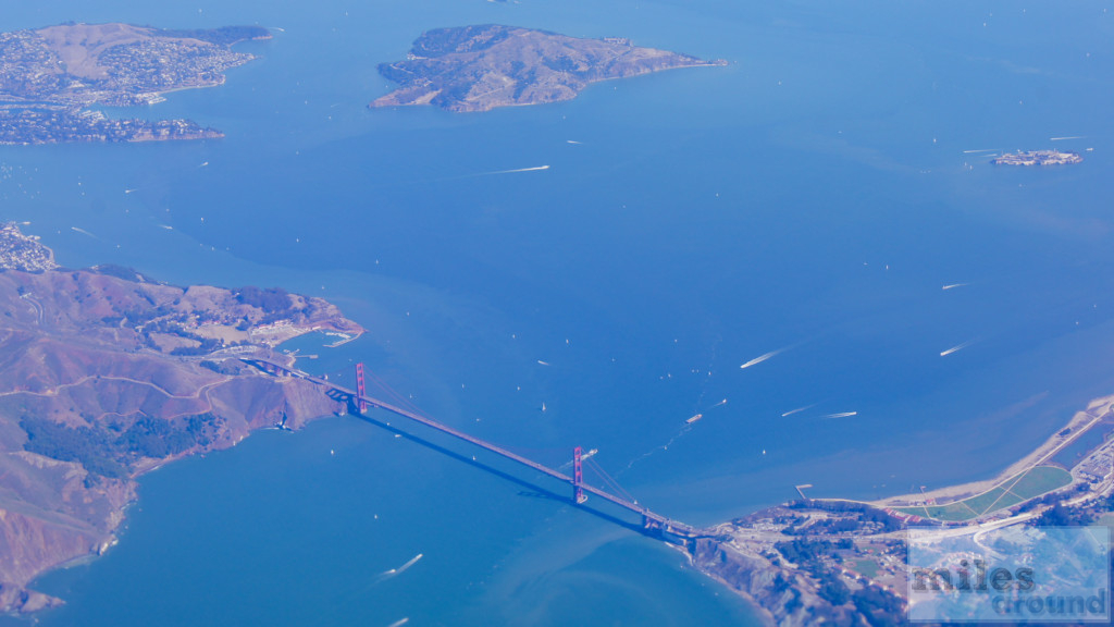 Anflug über die Golden Gate Bridge nach San Francisco