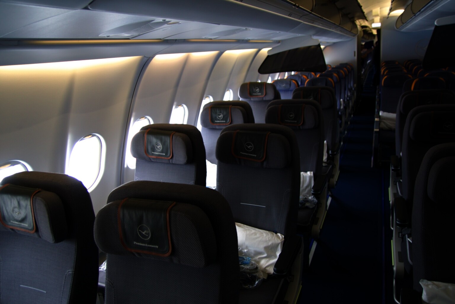 Lufthansa Premium Economy in der Airbus A330 (Trip Report 2019)