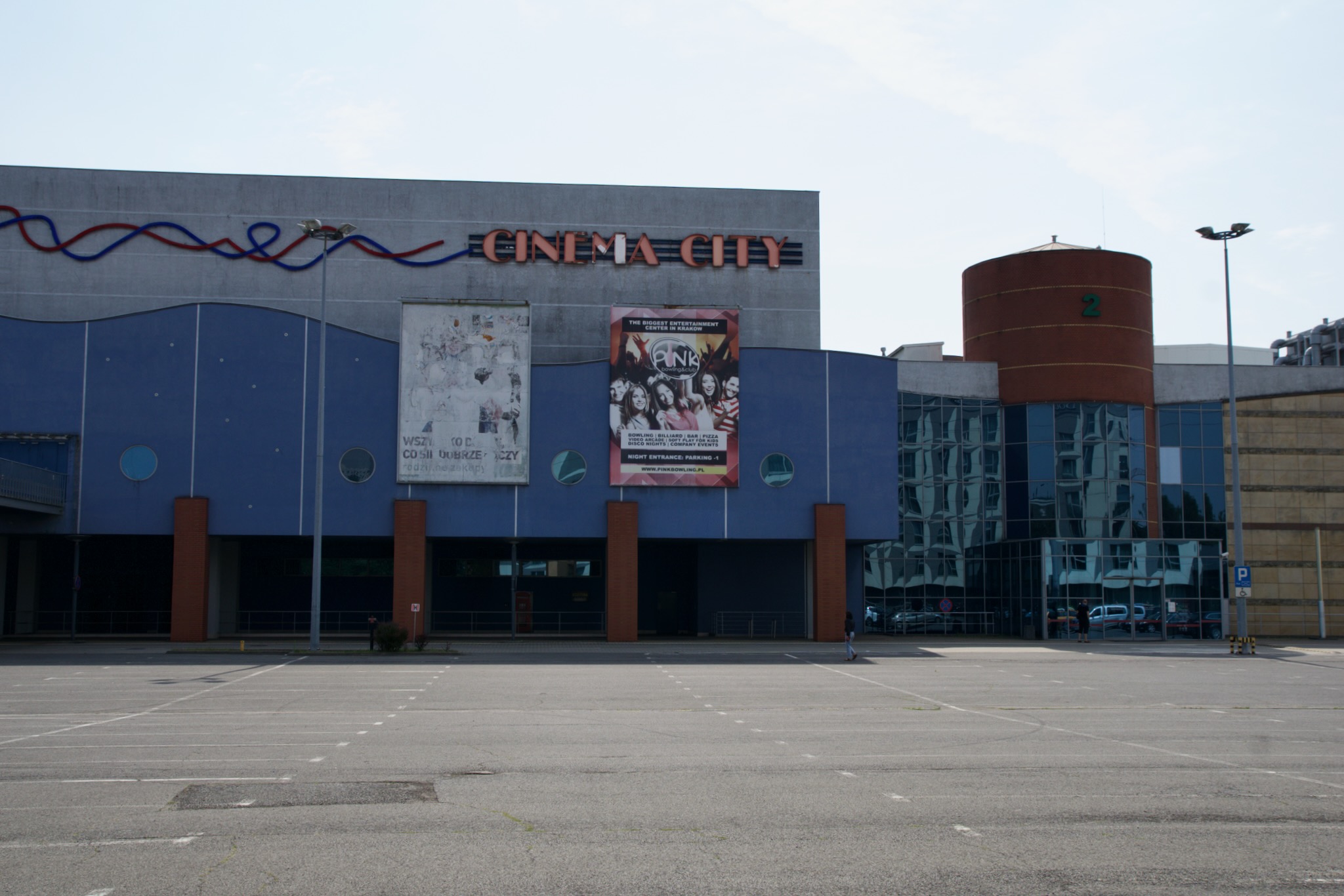 Verlassene Shopping Mall gegenüber des Hotels