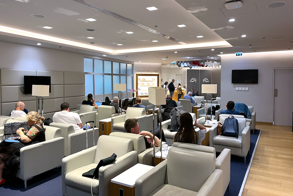 Aegean Business Lounge Larnaka 16 Sitzbereich der Aegean Business Lounge Larnaka