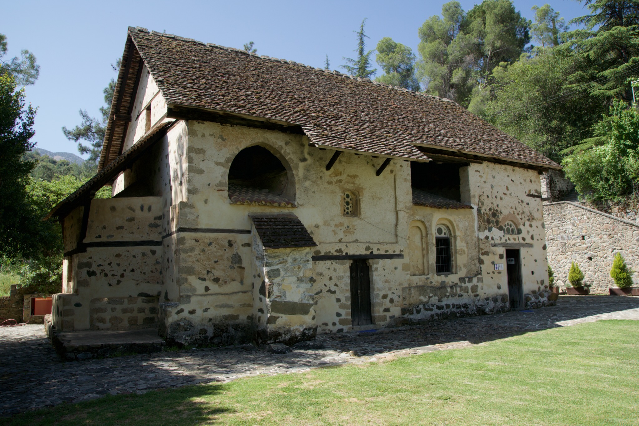 Scheunendachkirche Agios Nikolaos tis Stegis