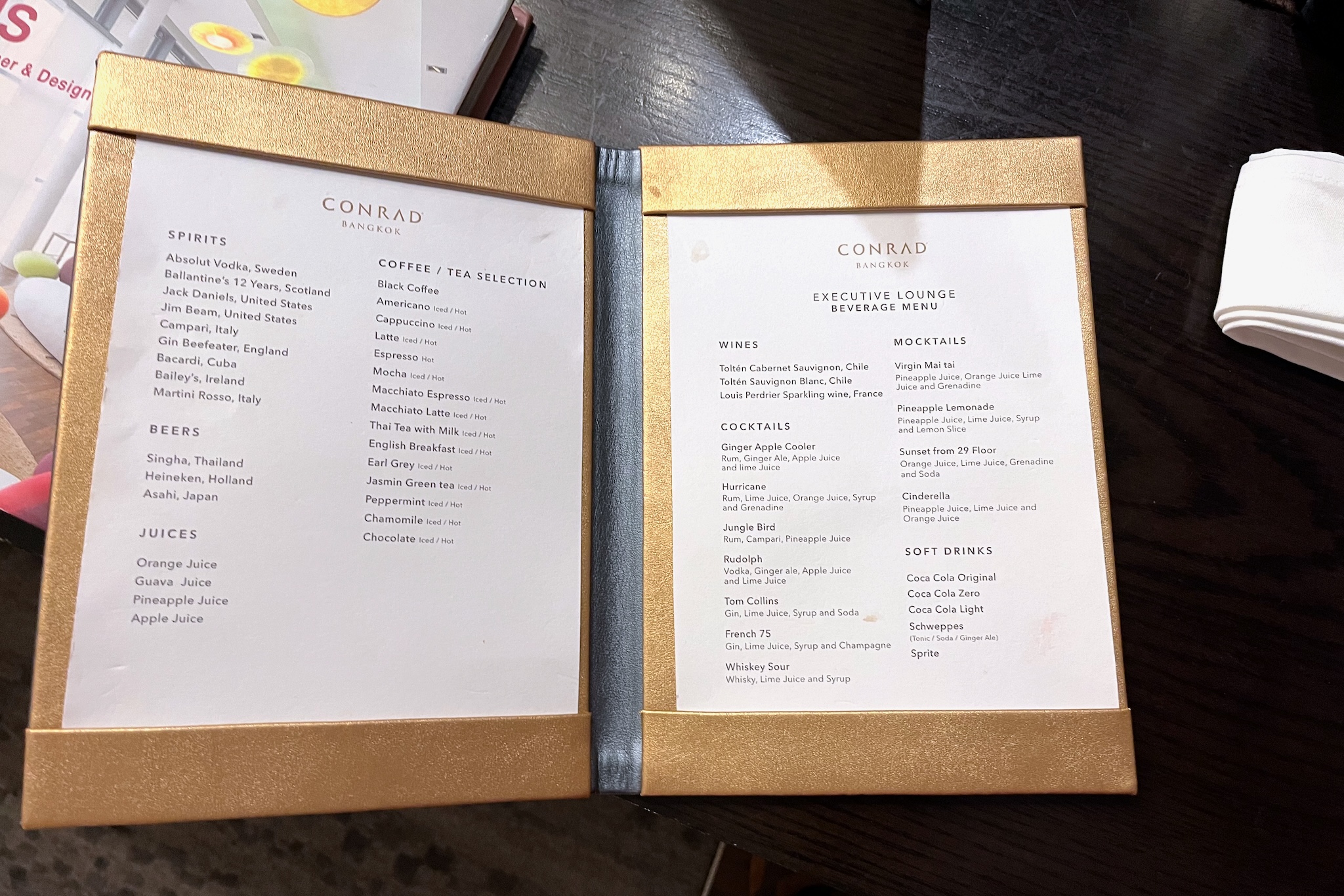 Drinks menu 54 Getränkekarte