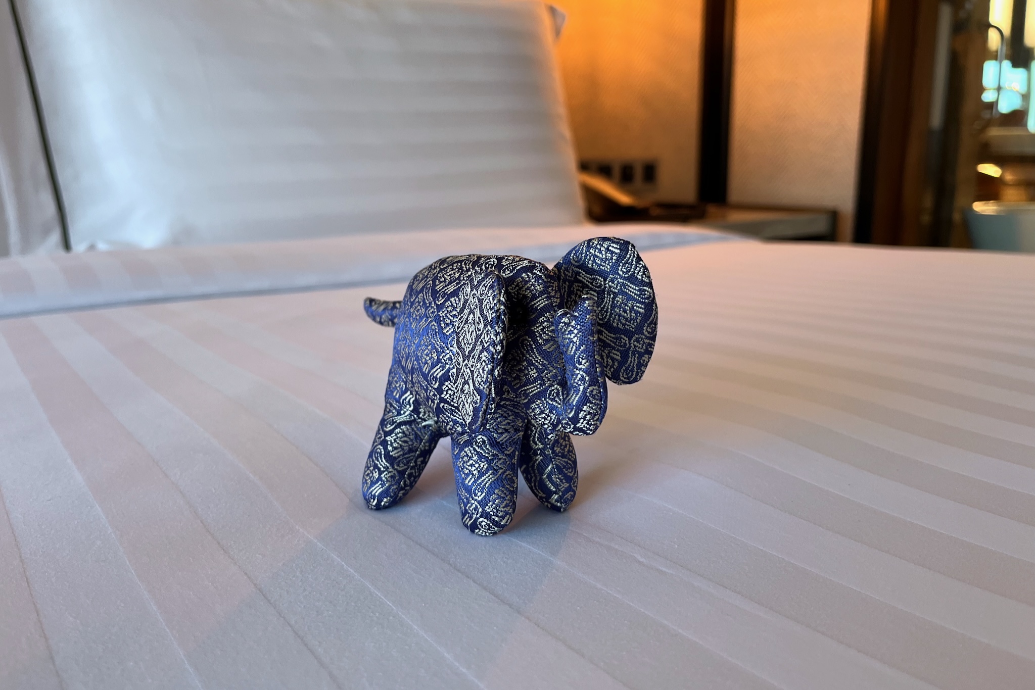 Plush toy at Conrad Bangkok Plüschtier im Conrad Bangkok