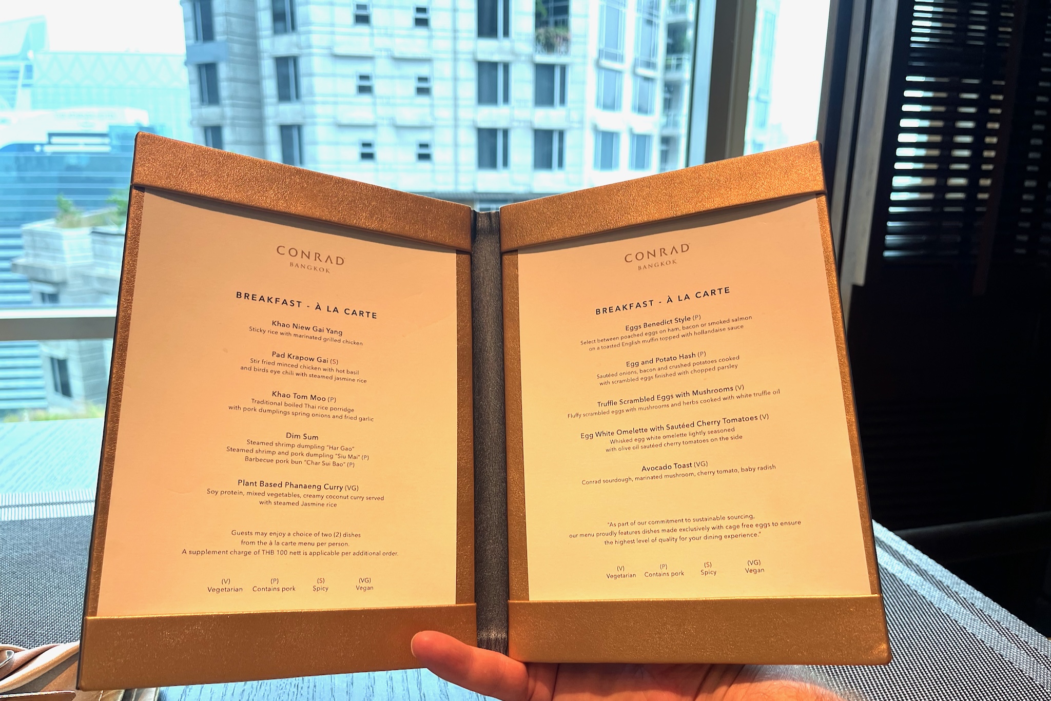 À la carte menus Speisekarten mit À-la-carte-Angeboten