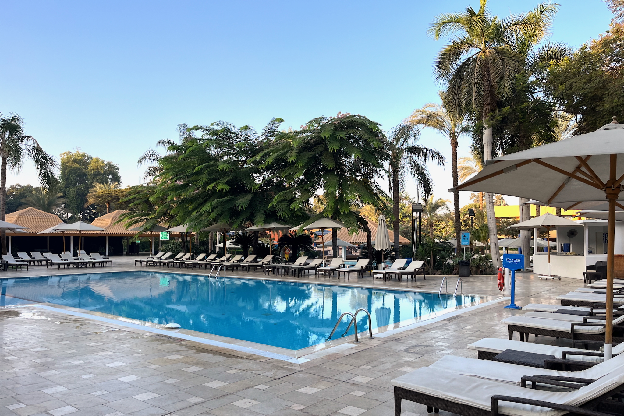 Upper pool of the Hilton Cairo Heliopolis Oberer Pool des Hilton Cairo Heliopolis