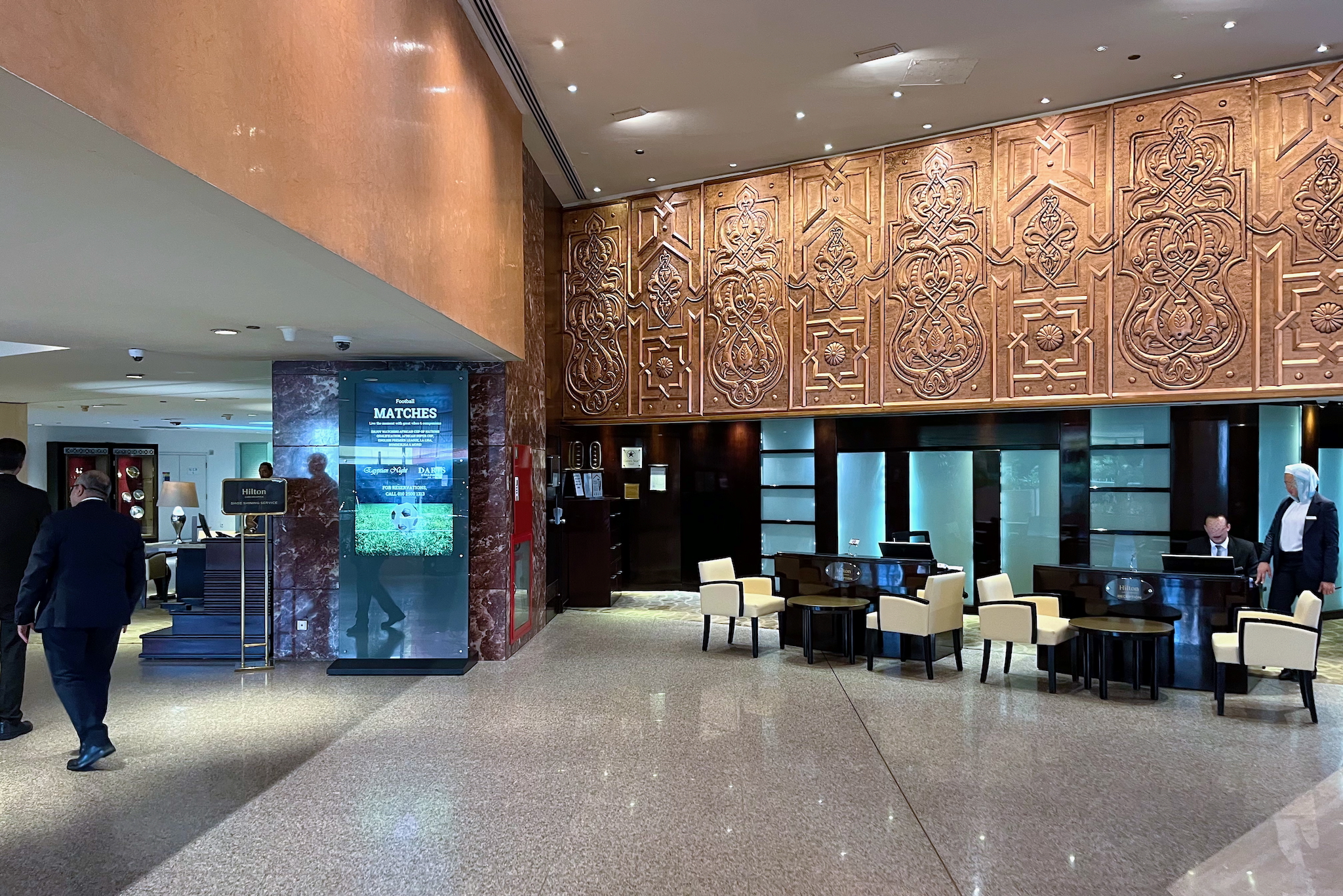 Reception and lobbyolis 15 Rezeption und Lobby