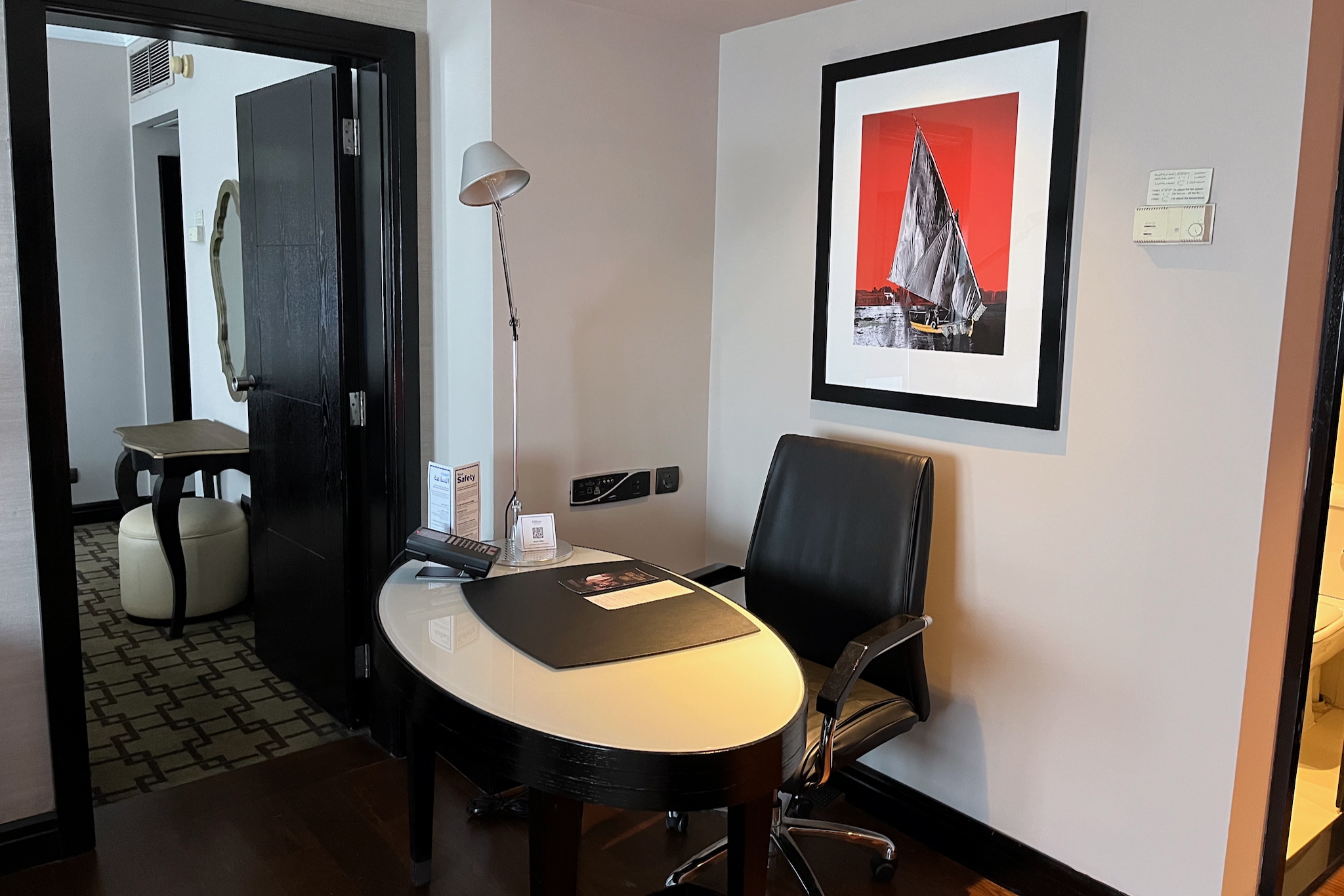 Writing desk Heliopolis 20 Schreibtisch