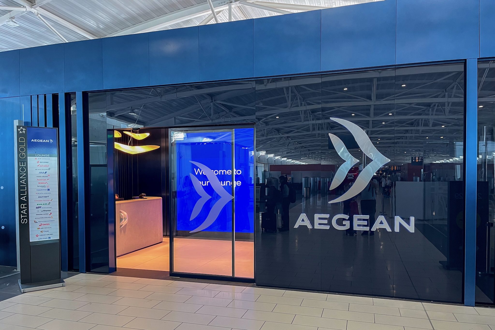 Access to the new Aegean Business Lounge Larnaca Zugang zur neuen Aegean Business Lounge Larnaka
