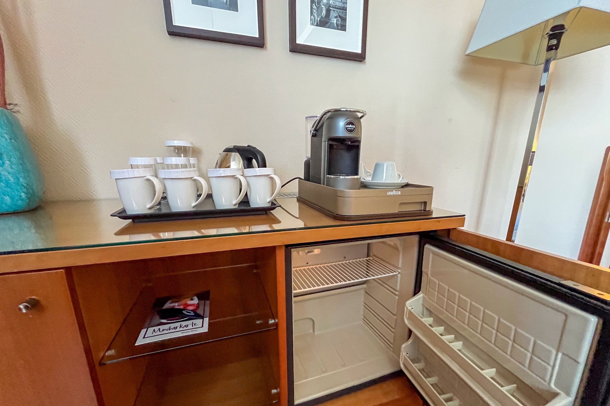 Hilton Dresden 26 Minibar and coffee machine