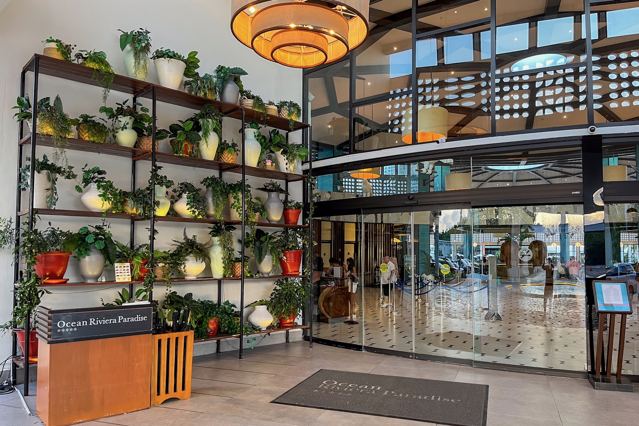 Main entrance of Ocean Riviera Paradise