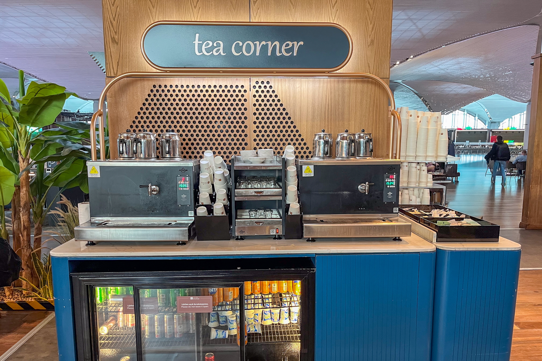 iGA Lounge Istanbul 34 Teestation