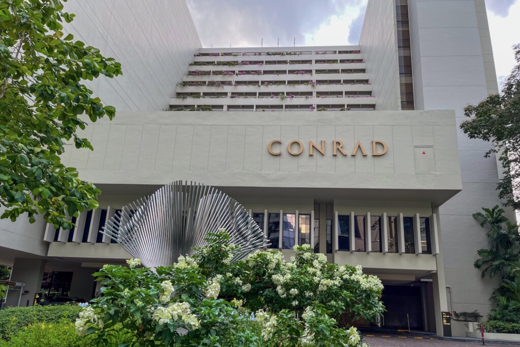 Mehr über den Artikel erfahren Conrad Singapore Orchard