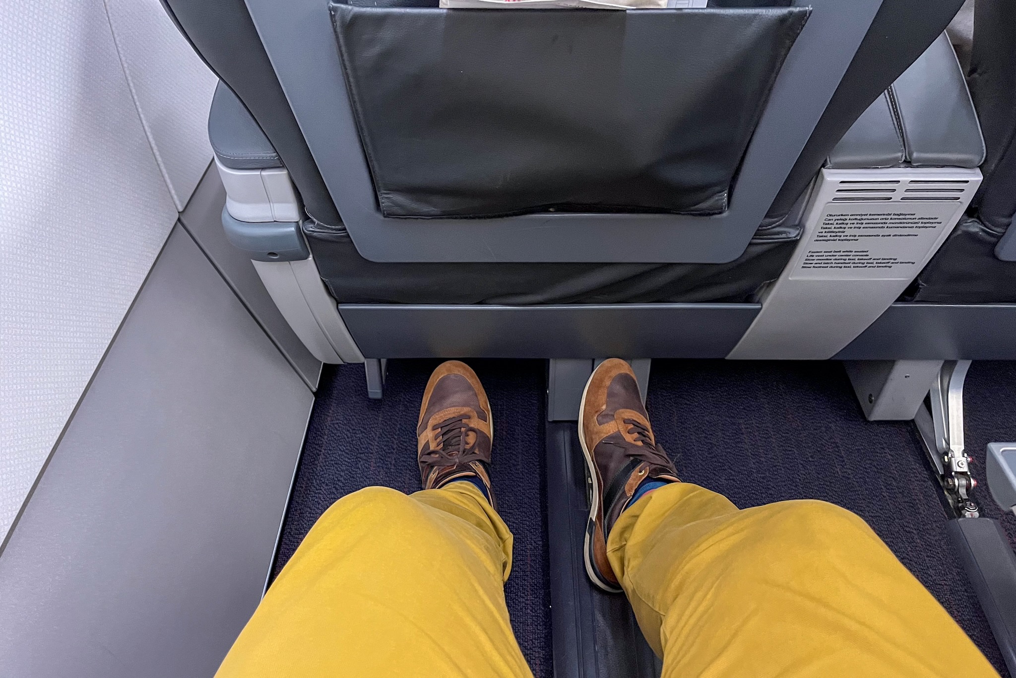 sitzabstand in der turkish airlines business class a321 Sitzabstand in der Turkish Airlines Business Class A321