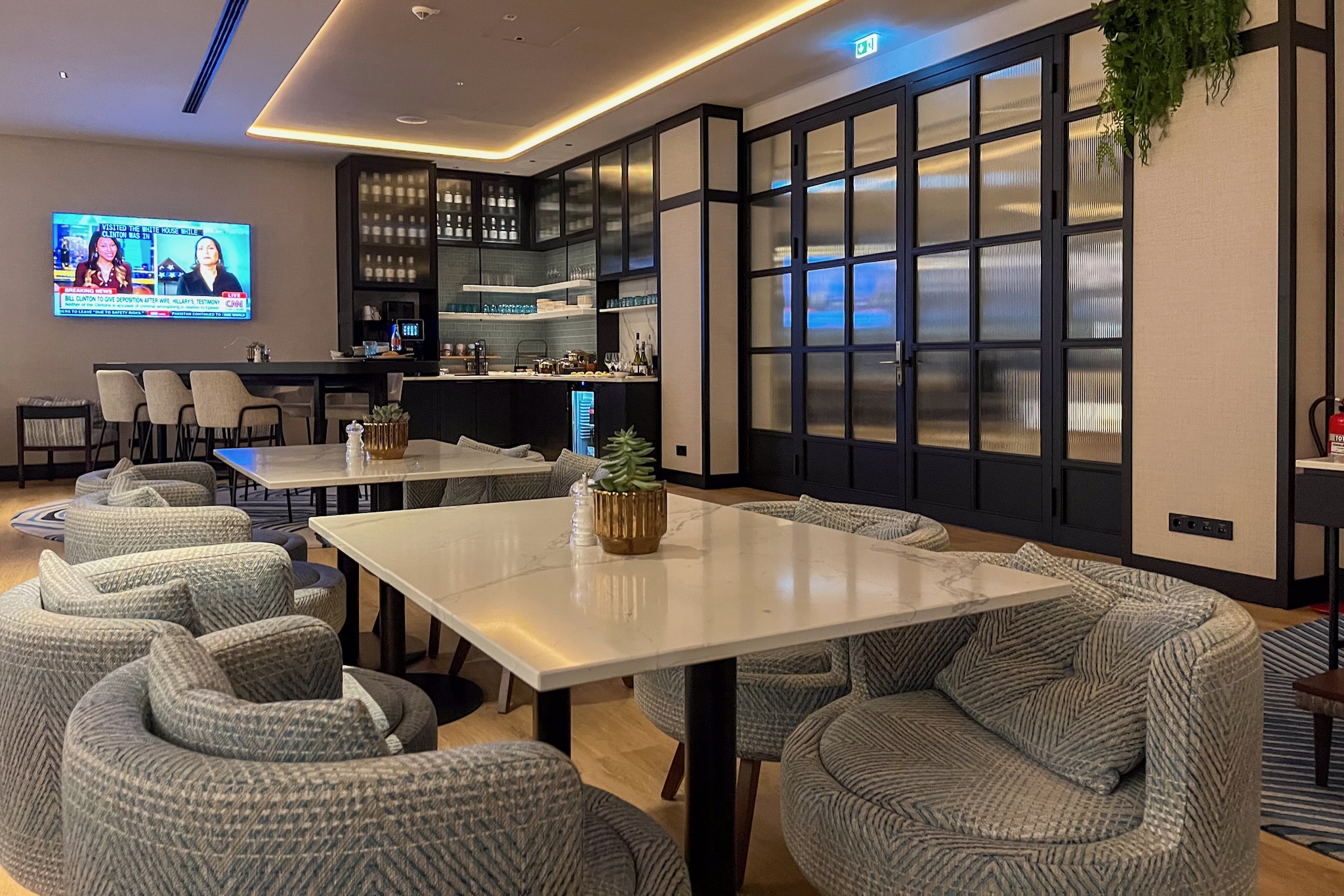 executive lounge in the doubletree by hilton berlin kudamm Executive Lounge at the DoubleTree by Hilton Berlin Ku'damm