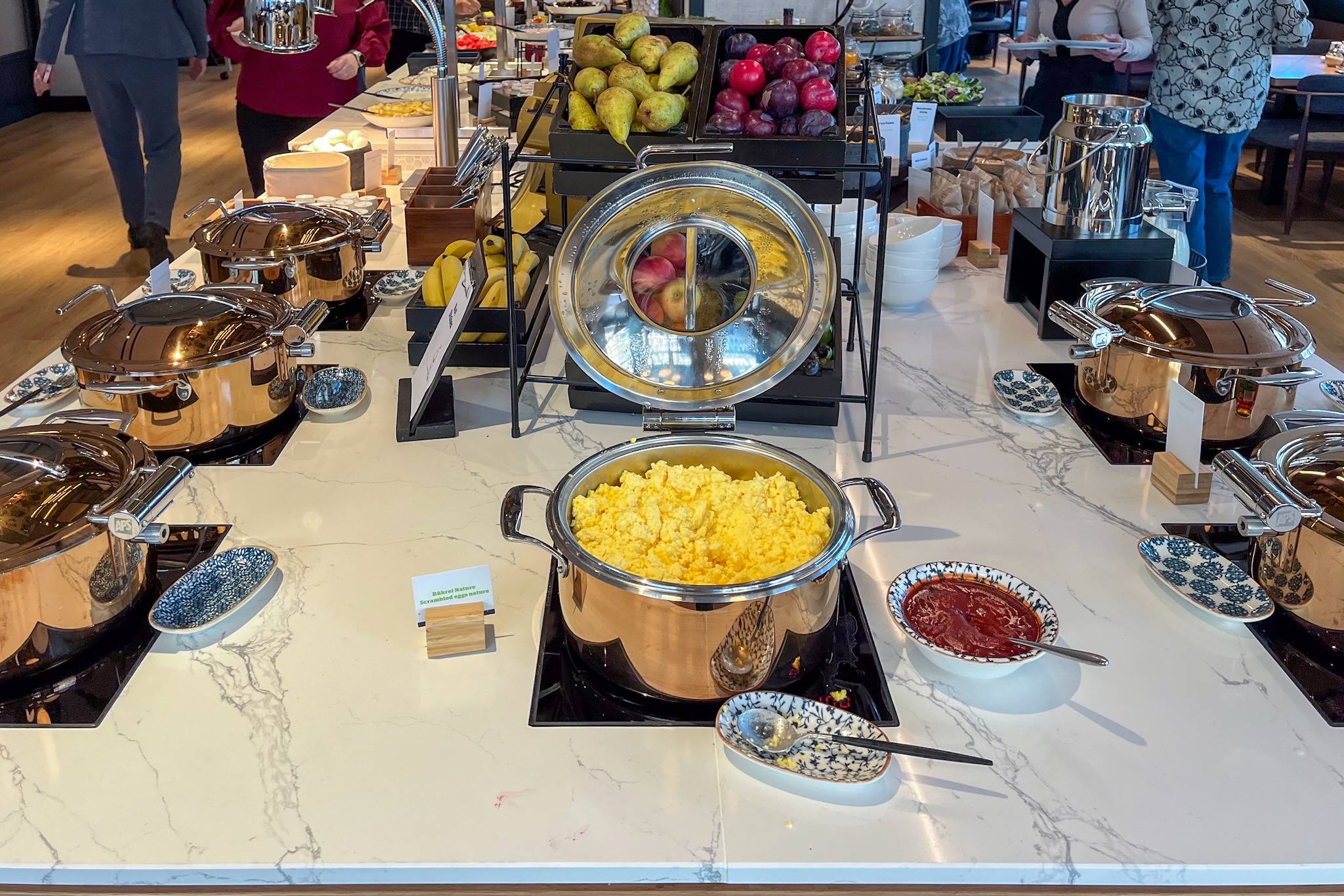 scrambled eggs at the buffet Scrambled eggs at the buffet